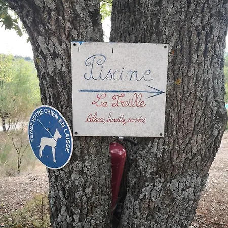 La Colline Des Ocres Village De 3 Etoiles 3* Apt